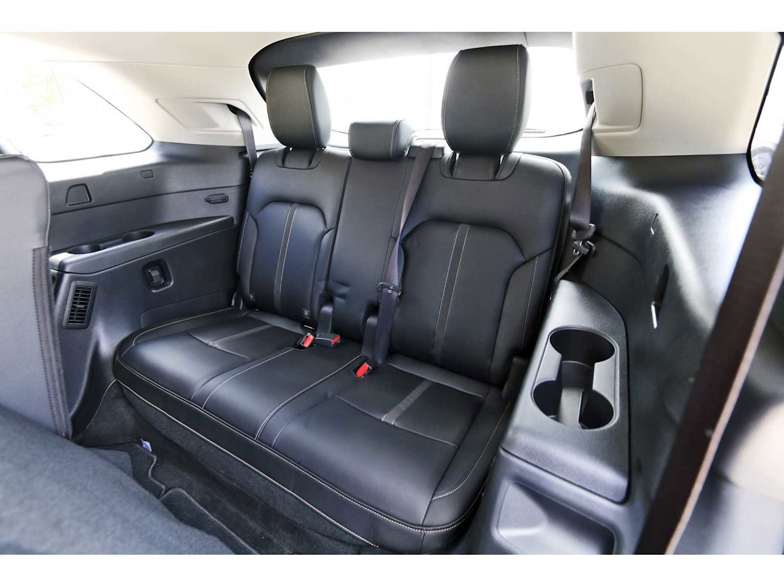 Used 2025 MAZDA CX-90 3.3 Turbo w/ Select Package image 13