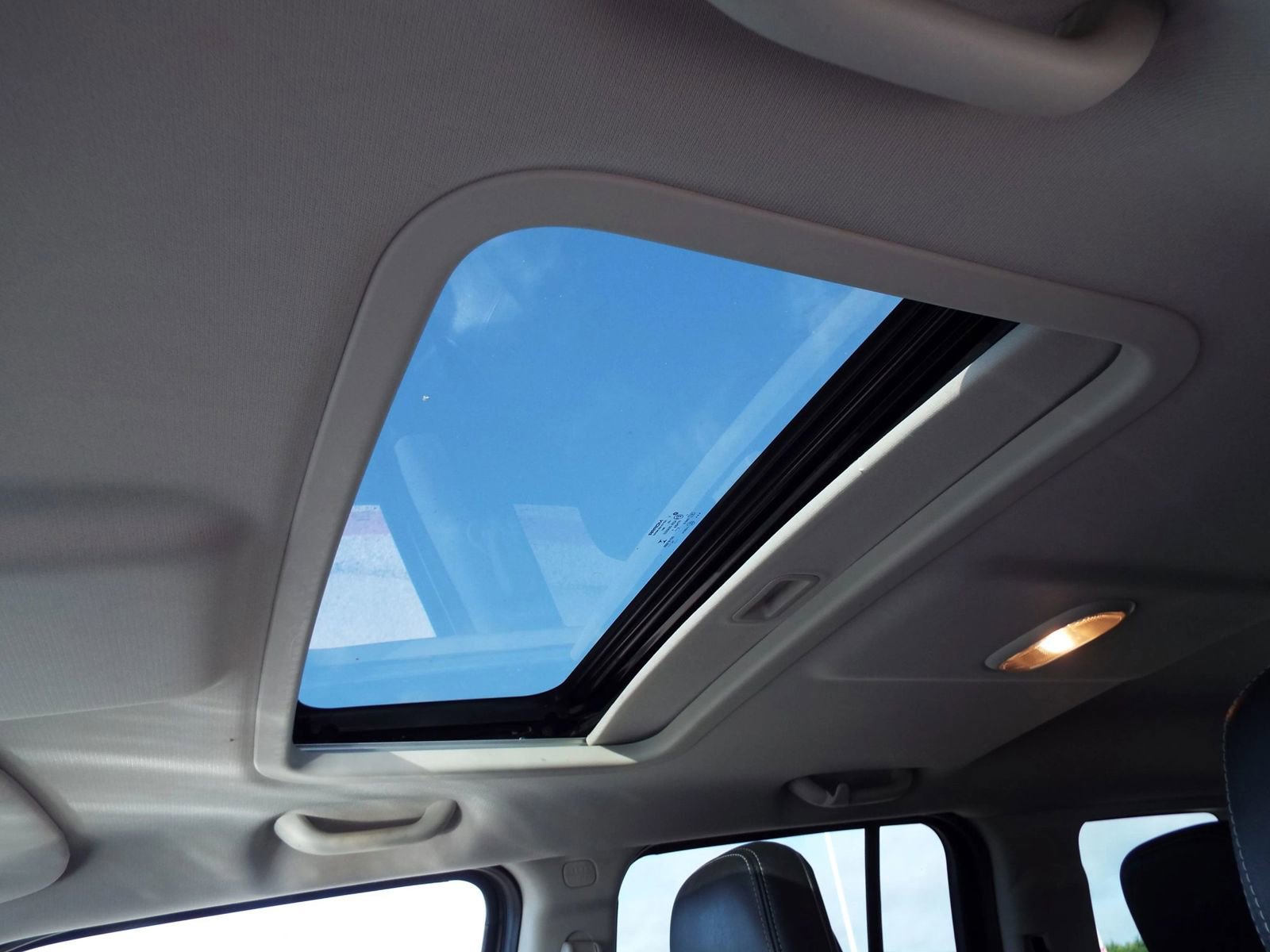 Used 2015 Jeep Patriot High Altitude image 10