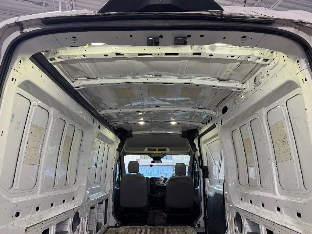 Used 2018 Ford Transit 250 148 Medium Roof image 24
