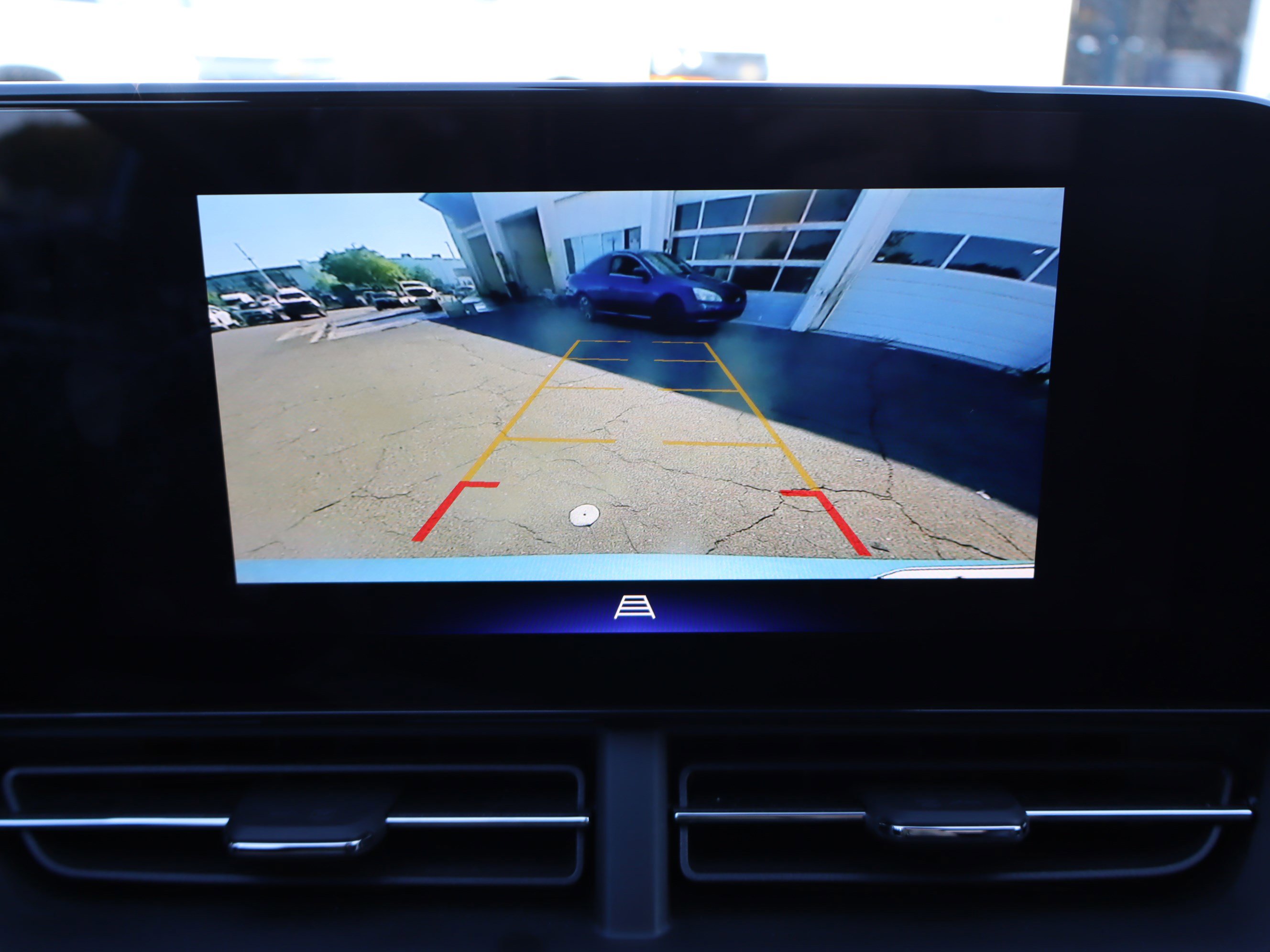 Used 2025 Chevrolet Trax RS w/ Driver Confidence Package FWD image 27