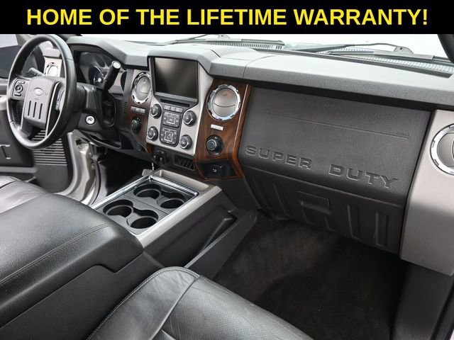 Used 2015 Ford F250 Lariat w/ Chrome Package image 44