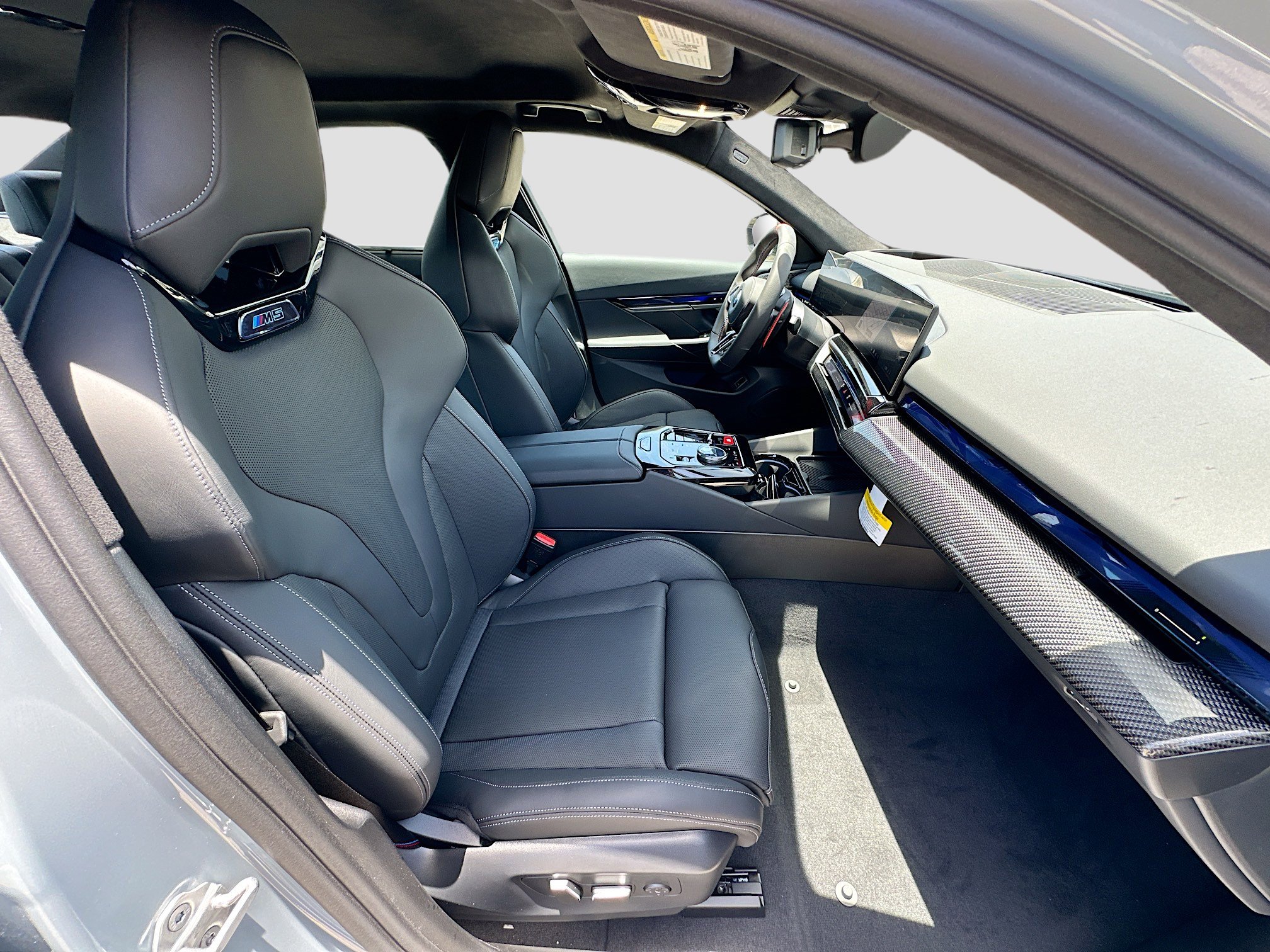 New 2026 BMW M5 w/ Carbon Package image 24