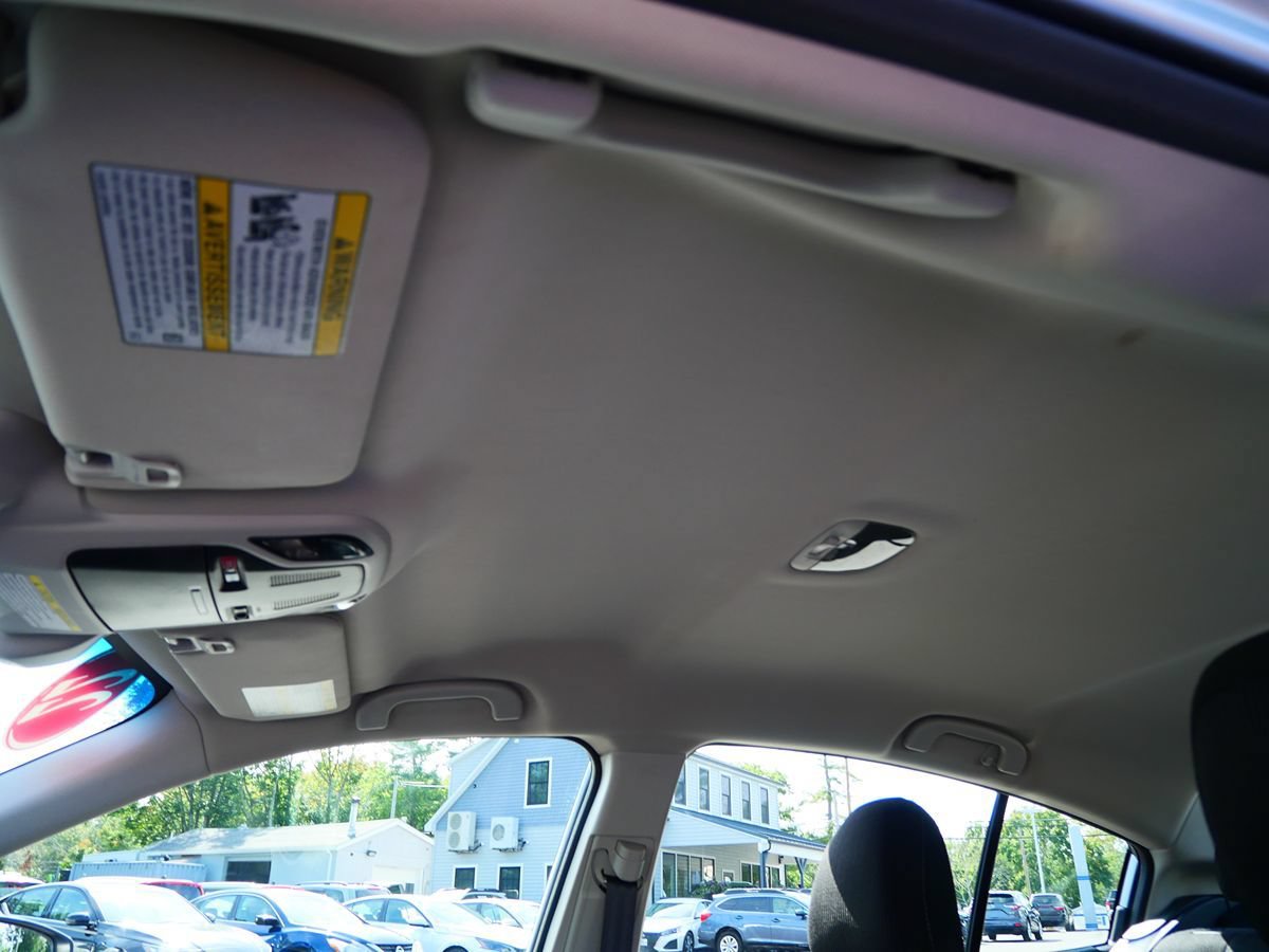 Used 2022 Subaru Legacy Premium AWD/4WD image 19