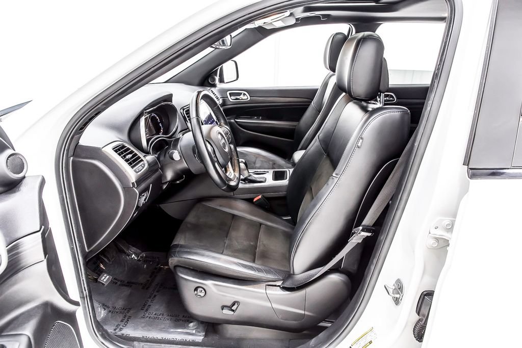 Used 2020 Jeep Grand Cherokee Altitude RWD image 27