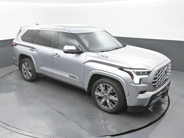 Used 2024 Toyota Sequoia Capstone RWD image 13