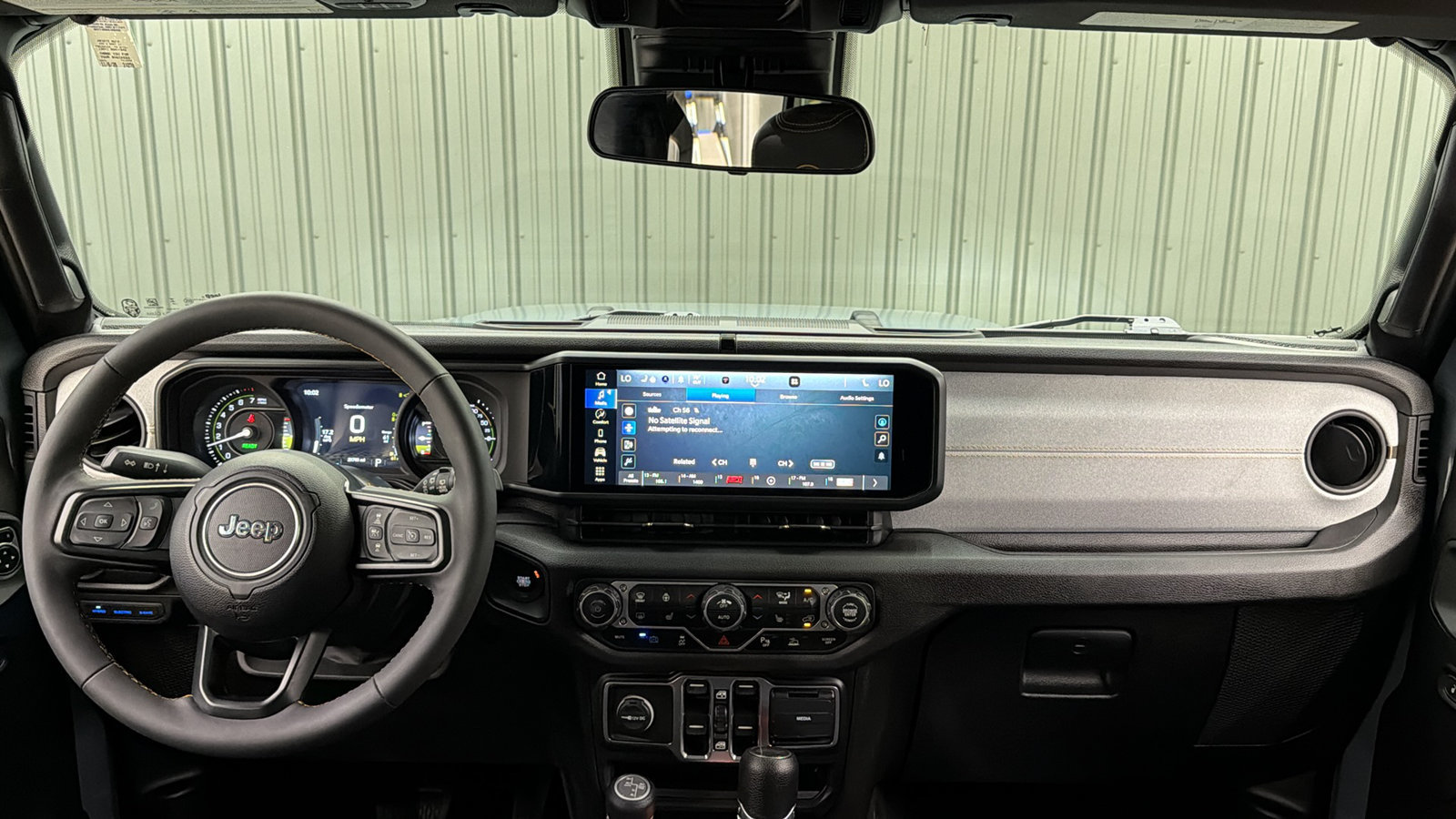 Used 2024 Jeep Wrangler Unlimited w/ Convenience Group AWD/4WD image 33
