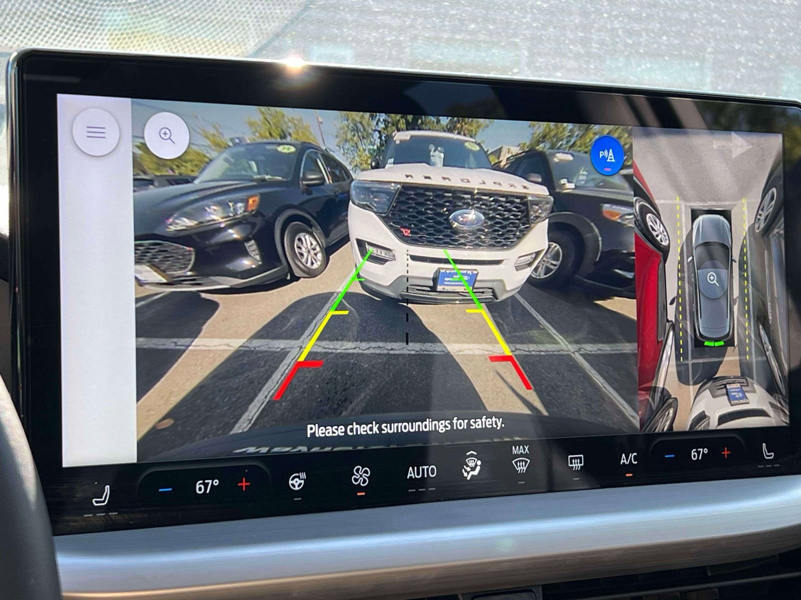 Used 2023 Ford Escape Platinum w/ Premium Technology Package image 18