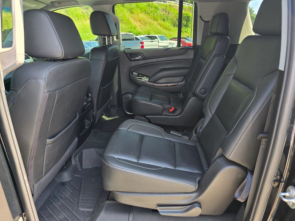 Used 2020 Chevrolet Suburban LT RWD image 10