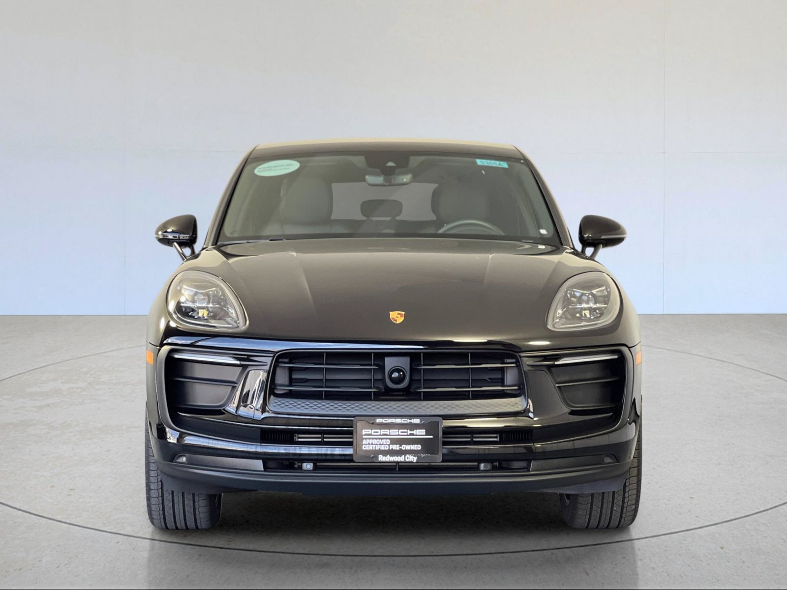 Certified 2026 Porsche Macan AWD/4WD image 11