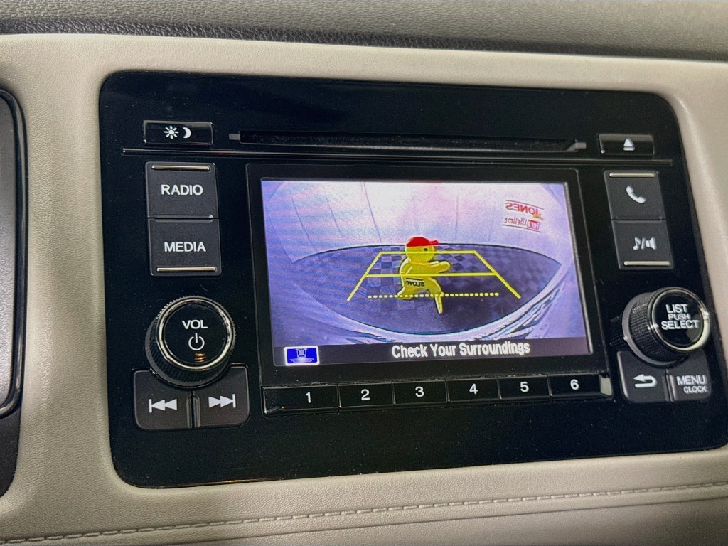 Used 2022 Honda HR-V LX image 5