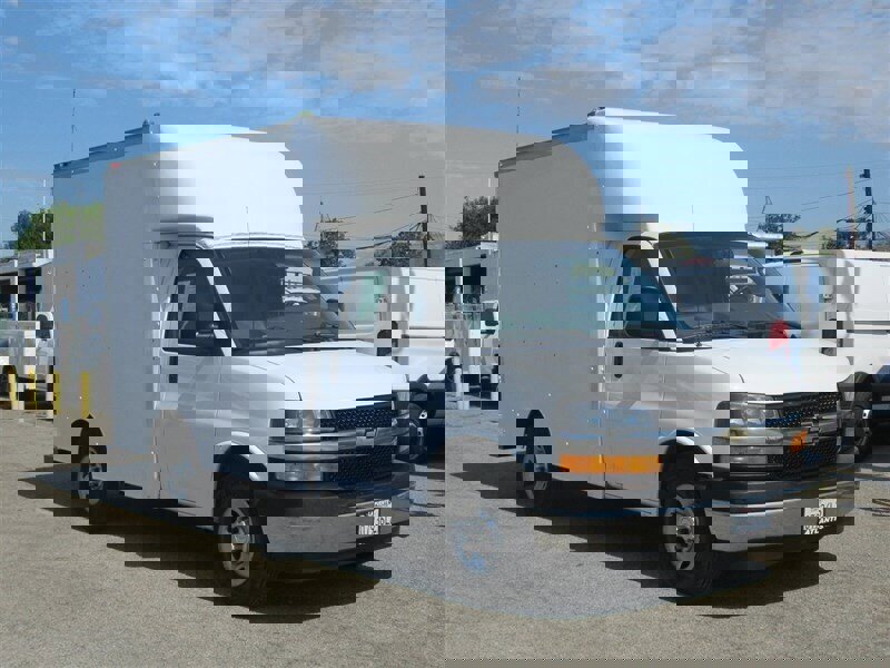 Used 2018 Chevrolet Express 3500 w/ Chrome Appearance Package