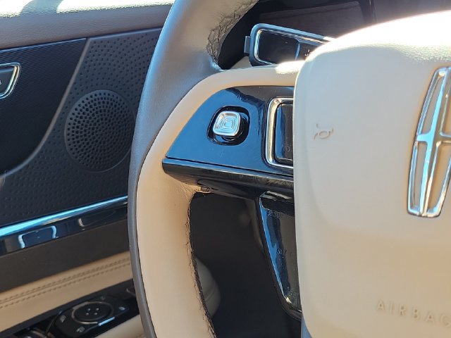 Certified 2024 Lincoln Corsair Reserve w/ Equipment Group 201A AWD/4WD image 11