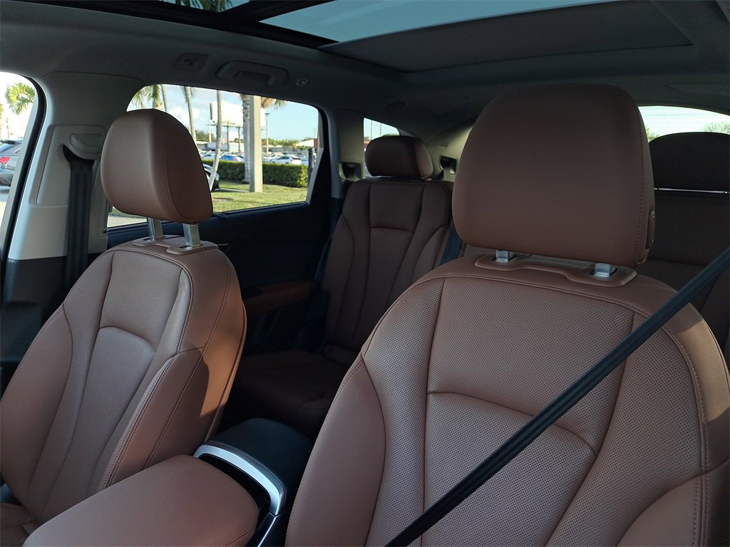 Used 2024 Audi Q7 3.0T Premium Plus w/ Premium Plus Package image 17