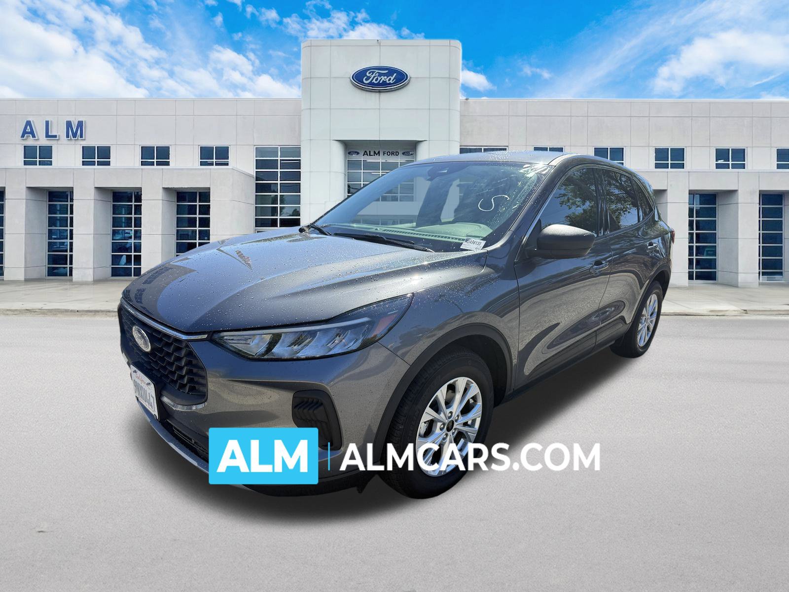 Used 2024 Ford Escape Active FWD image 1