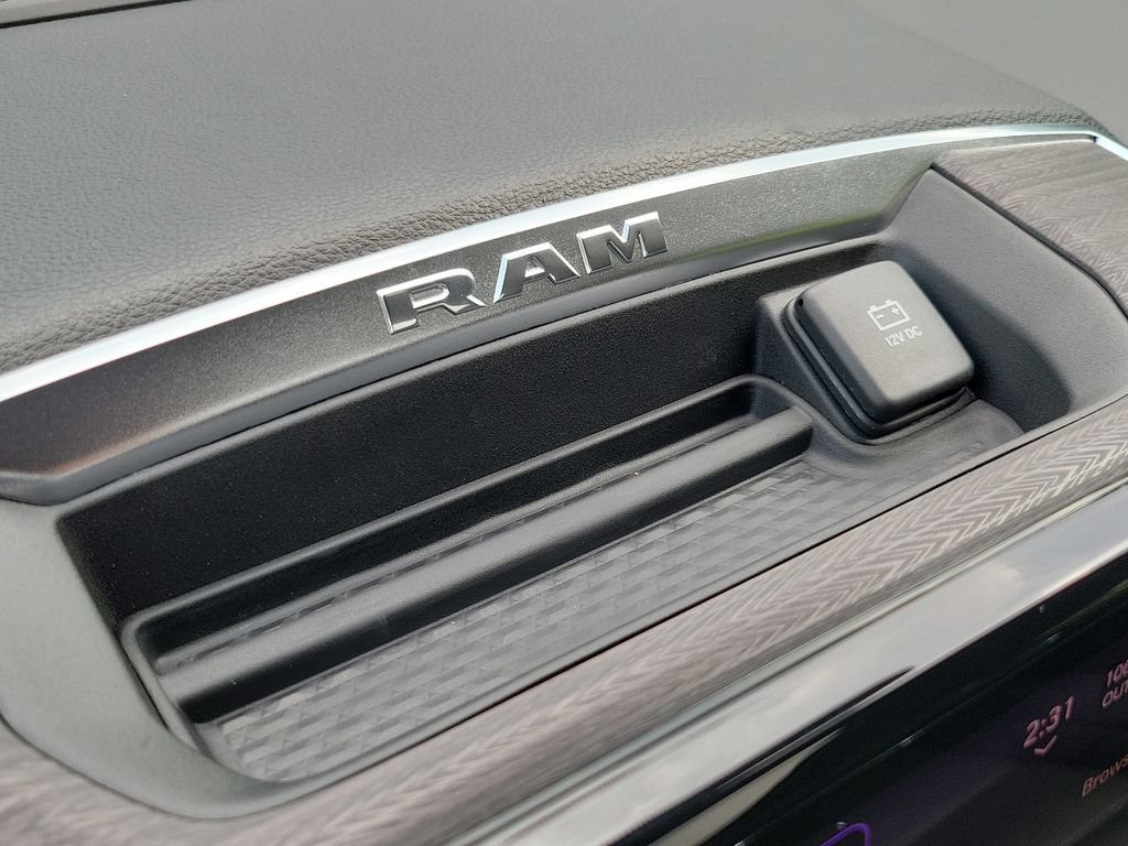 New 2026 RAM 1500 Laramie w/ Night Edition AWD/4WD image 17