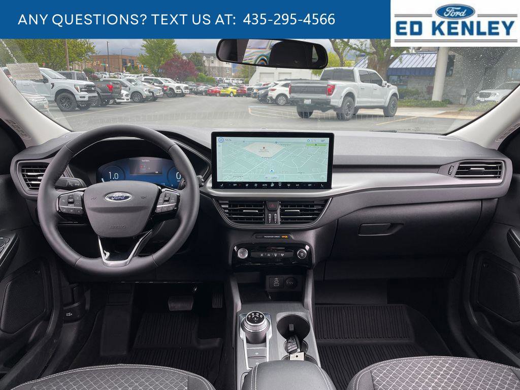 Used 2025 Ford Escape Active w/ Active Premium Tech Pack image 7