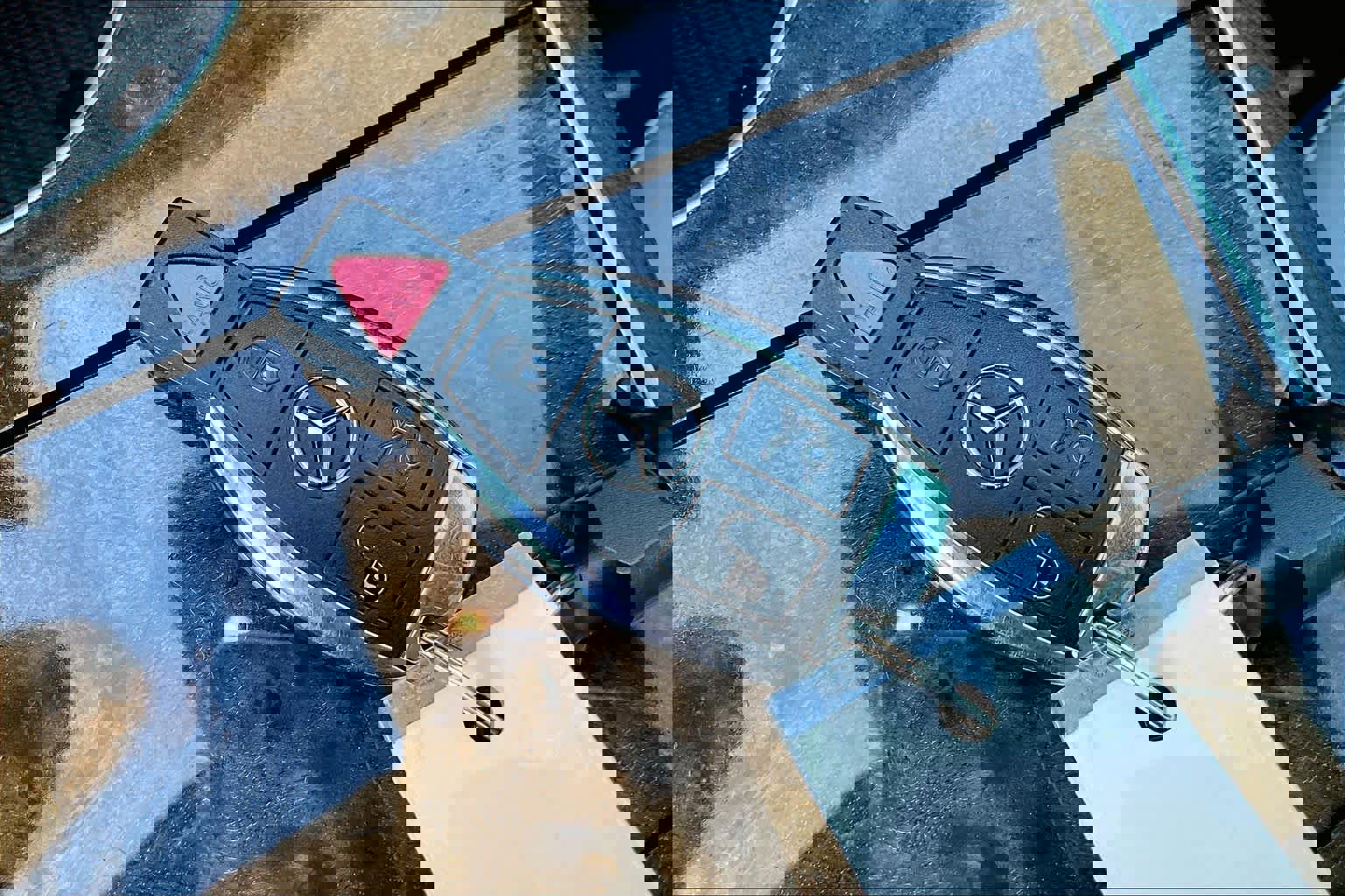 Used 2015 Mercedes-Benz E 400 Cabriolet image 12