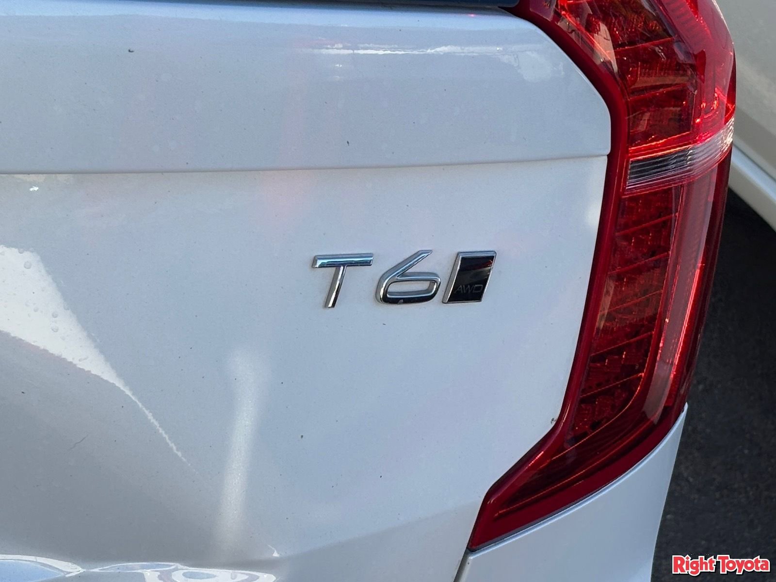 Used 2020 Volvo XC90 T6 Momentum image 12