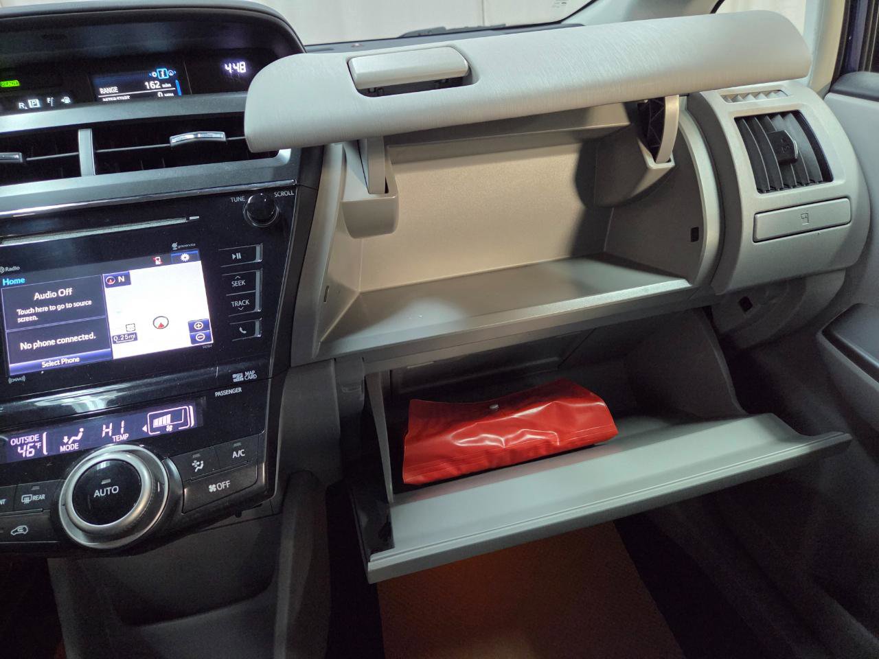 Used 2017 Toyota Prius V Three image 34