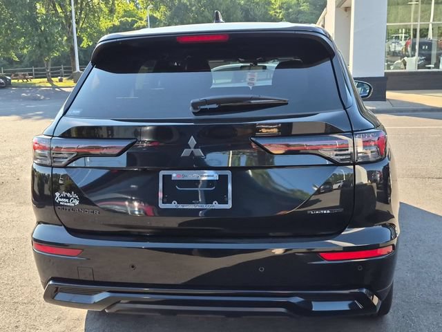 New 2026 Mitsubishi Outlander LE FWD image 4