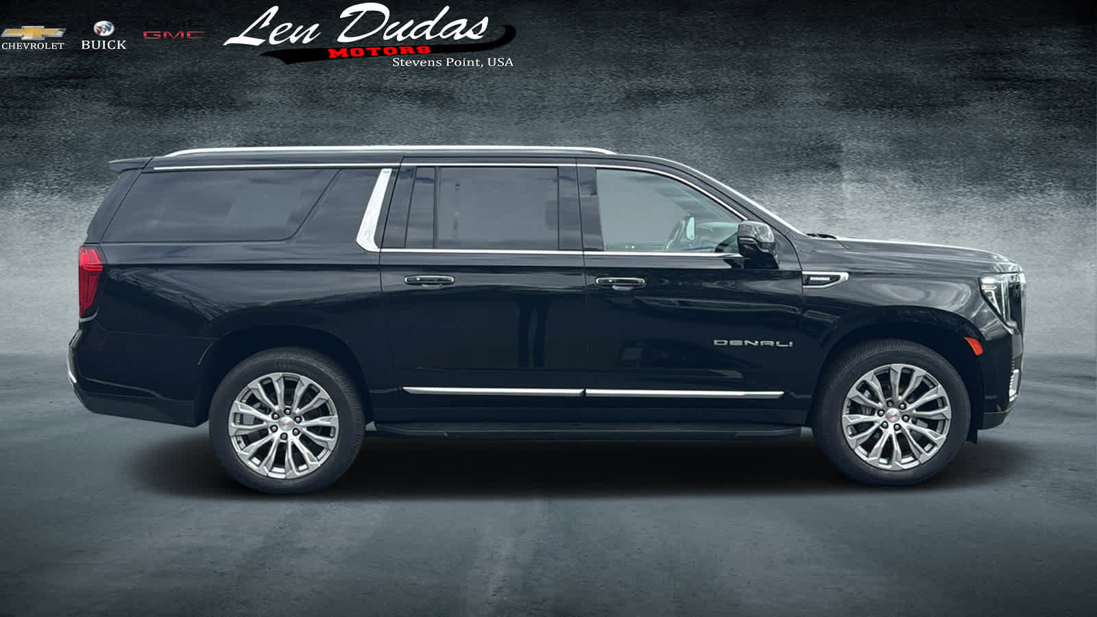Certified 2022 GMC Yukon XL Denali w/ Max Trailering Package AWD/4WD image 5