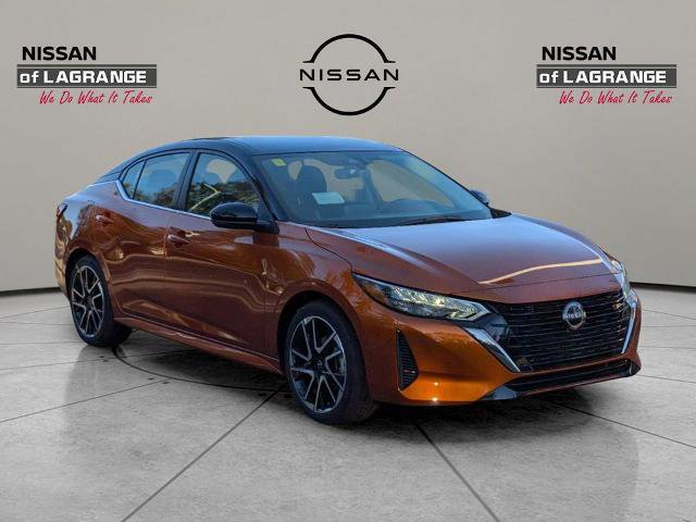 Certified 2025 Nissan Sentra SR FWD image 4