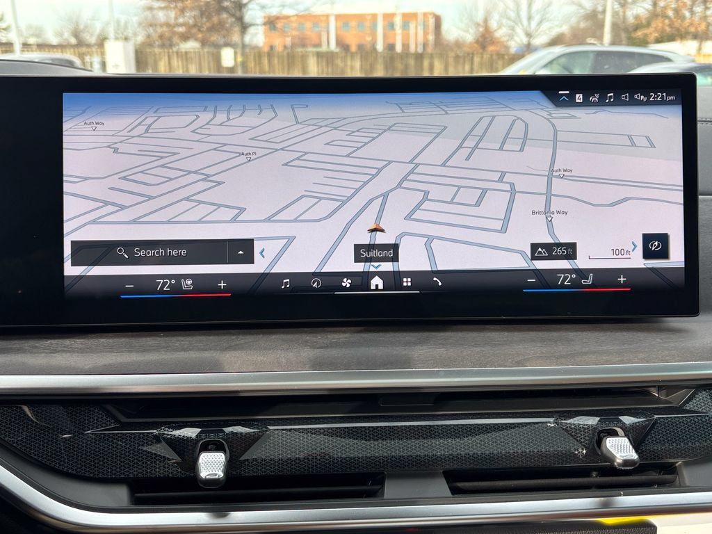 New 2026 BMW X5 xDrive50e w/ Premium Package AWD/4WD image 18