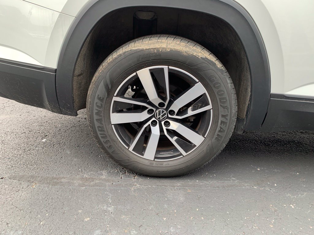 Used 2023 Volkswagen Atlas SE AWD/4WD image 17