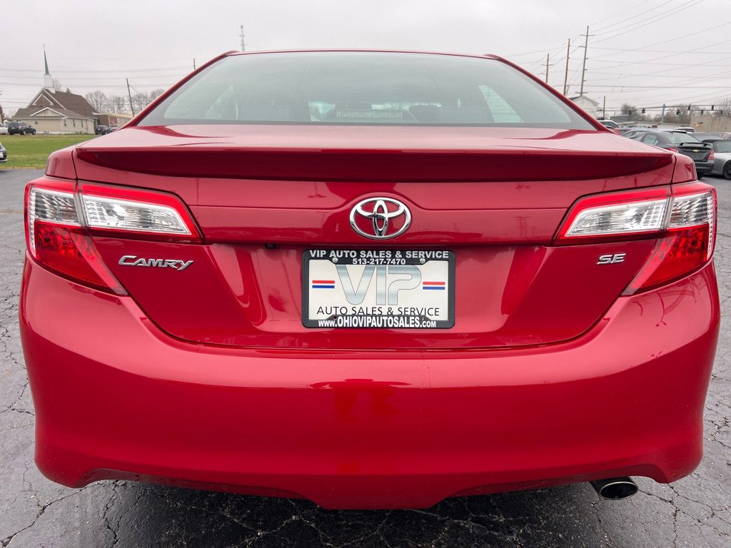 Used 2014 Toyota Camry L image 6