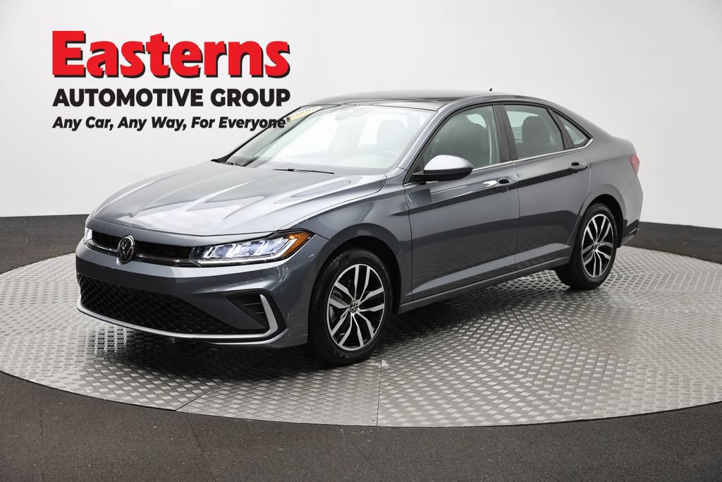 Used 2025 Volkswagen Jetta SE