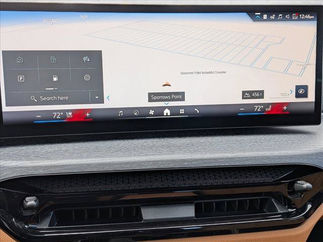 Certified 2026 BMW 330i xDrive Sedan w/ Premium Package AWD/4WD image 14