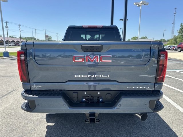 New 2025 GMC Sierra 2500 Denali w/ Denali Reserve Package image 18