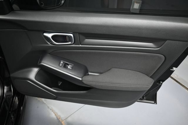 Used 2025 Honda Civic Sport image 29
