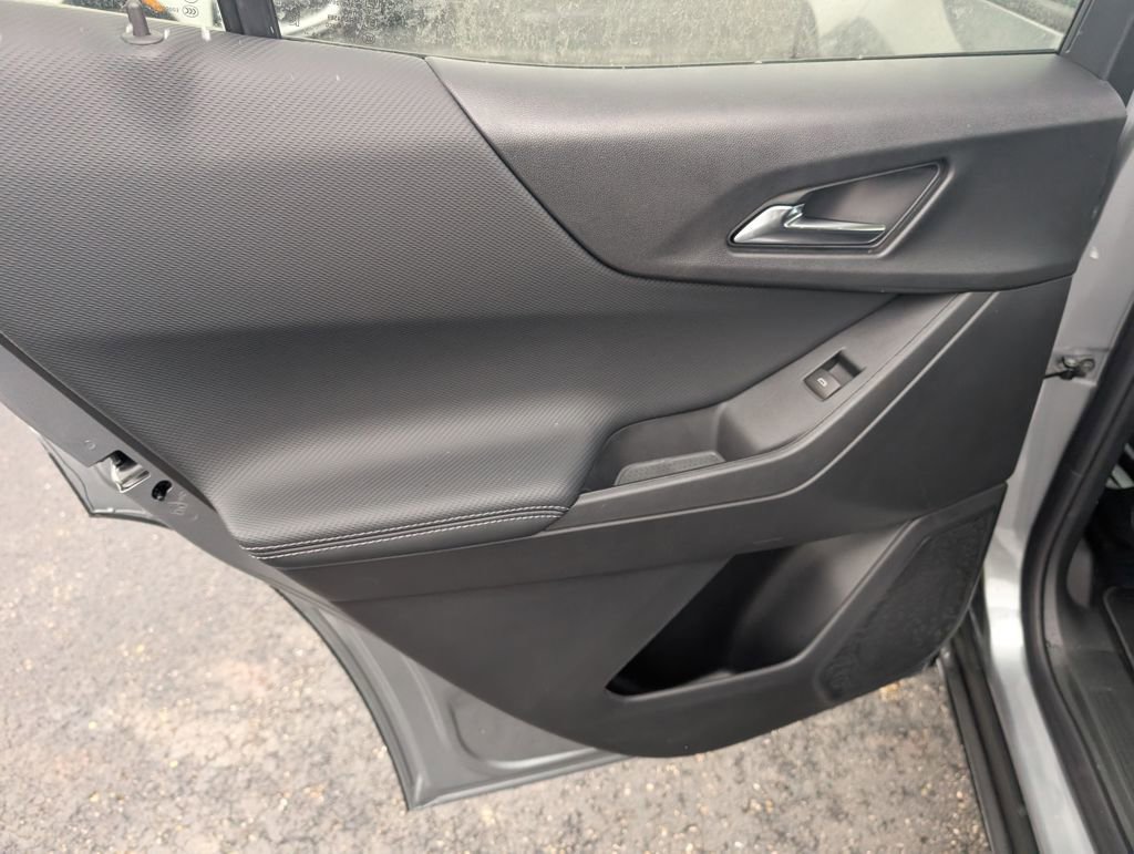 New 2026 Chevrolet Equinox LT image 11