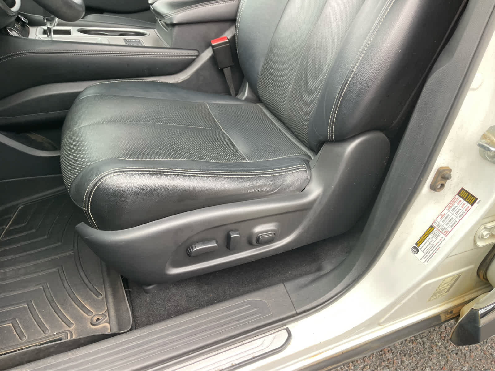 Used 2019 Nissan Murano SV w/ Premium Package FWD image 12