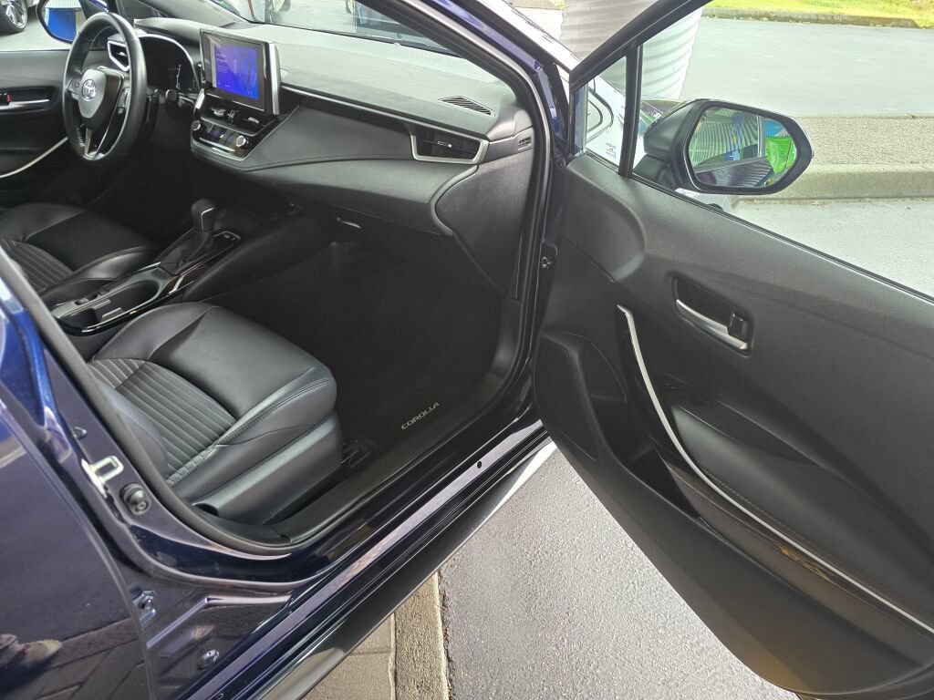 Used 2024 Toyota Corolla XSE FWD image 12