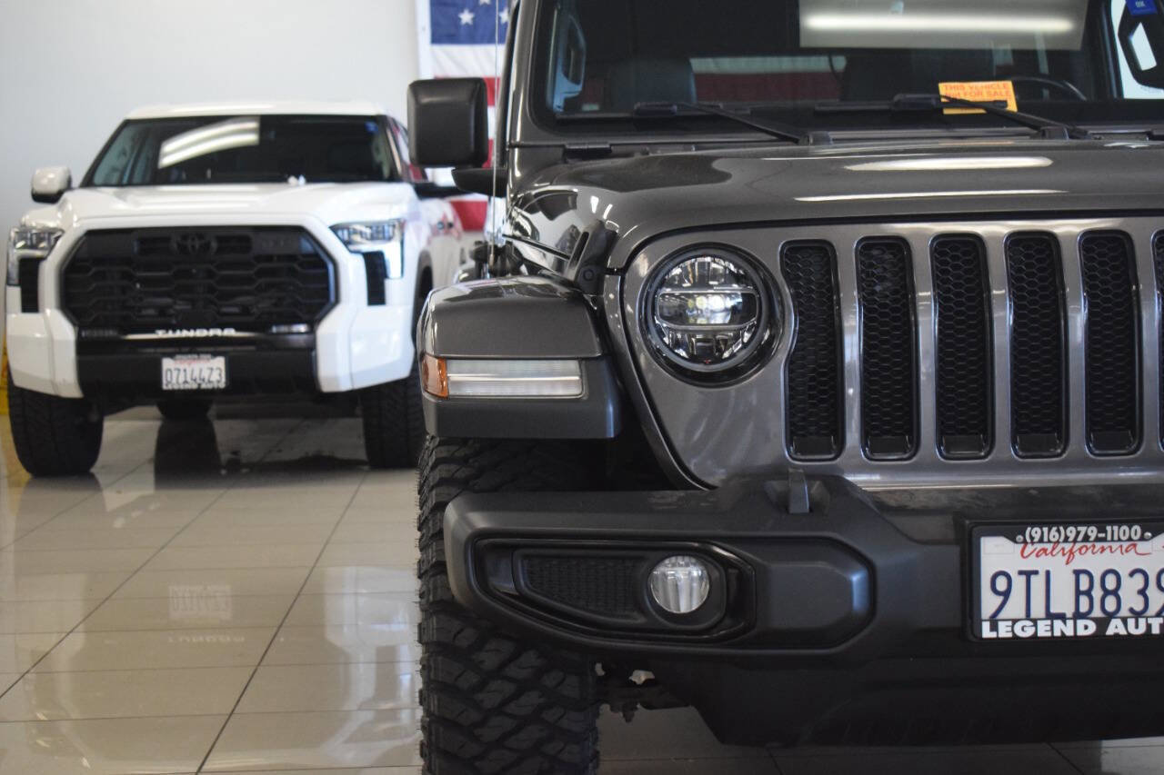 Used 2020 Jeep Wrangler Unlimited Sahara image 9