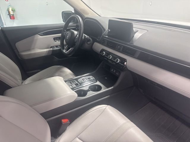 Used 2023 Honda Pilot EX-L image 25