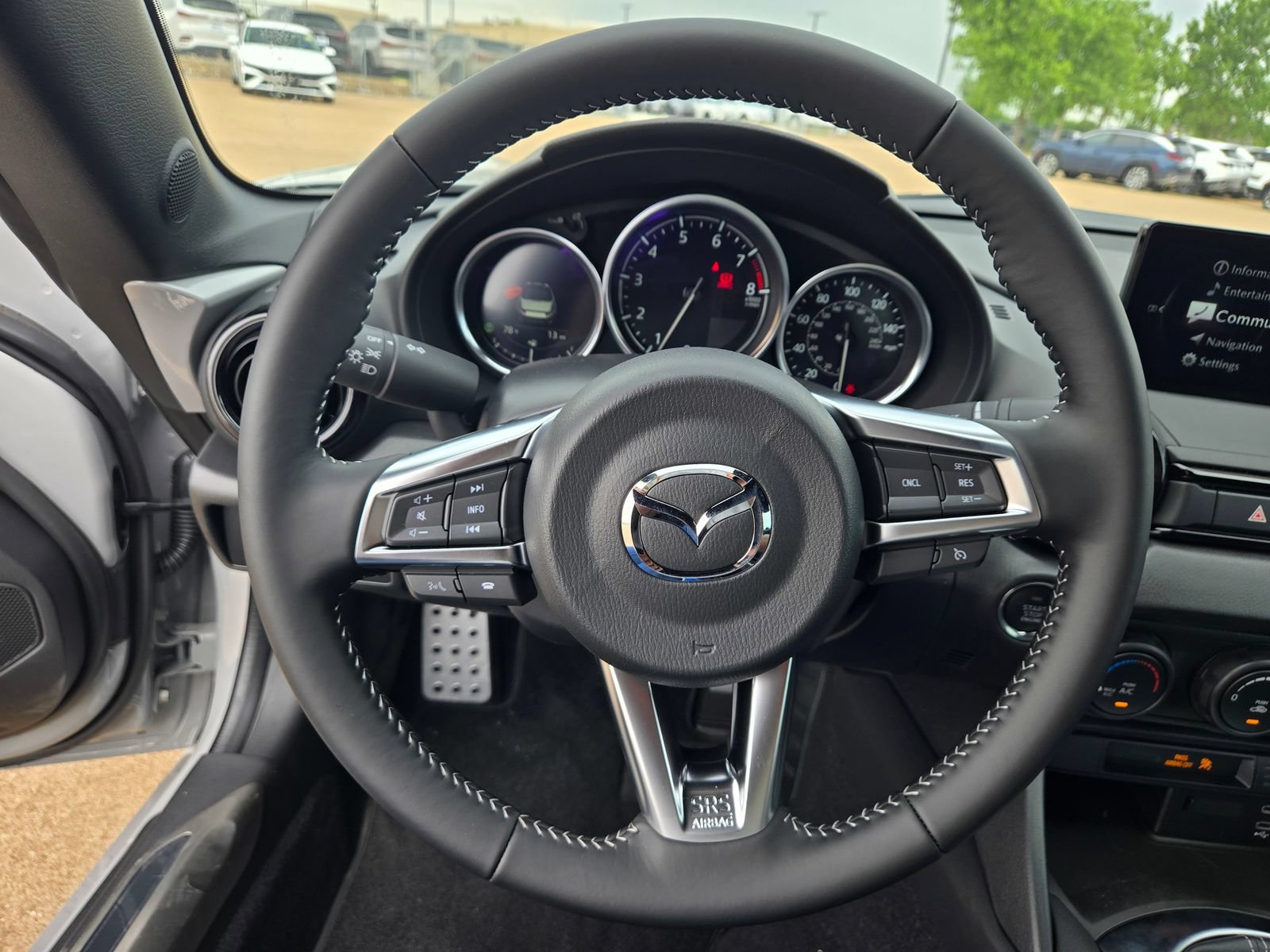 New 2026 MAZDA MX-5 Miata Club w/ Interior Package RWD image 12
