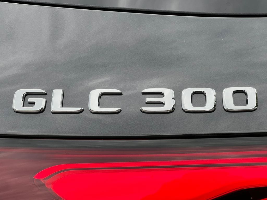 New 2027 Mercedes-Benz GLC 300 4MATIC image 9