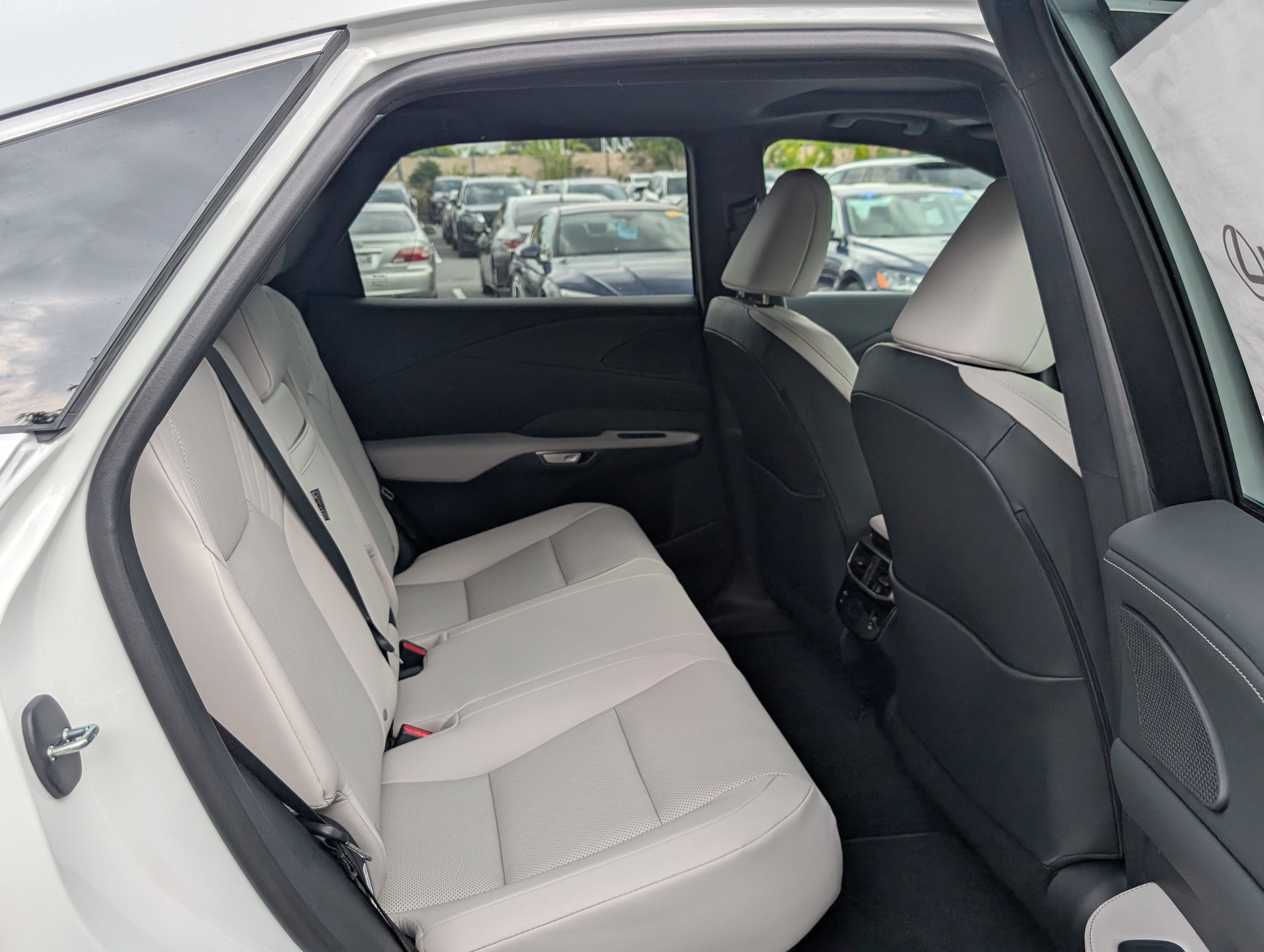New 2026 Lexus RX 350 F Sport w/ Convenience Package AWD/4WD image 9