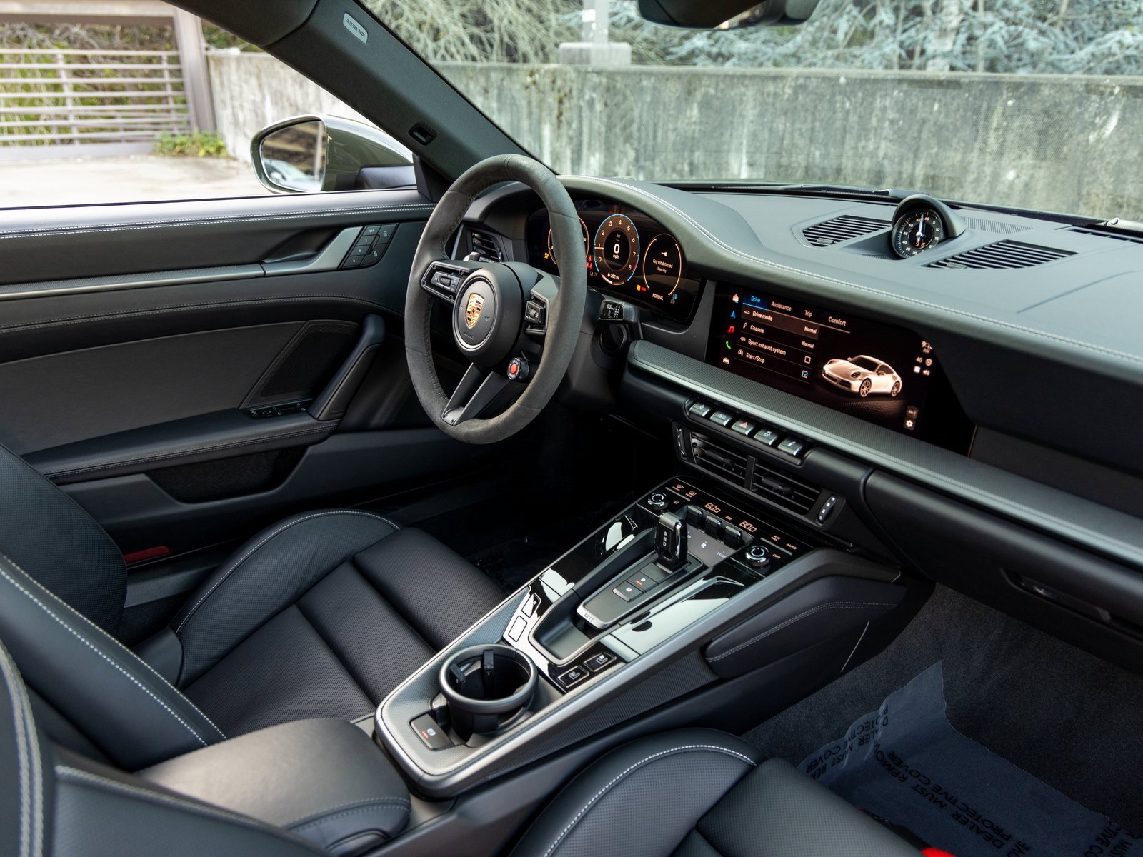 Certified 2025 Porsche 911 Carrera image 48