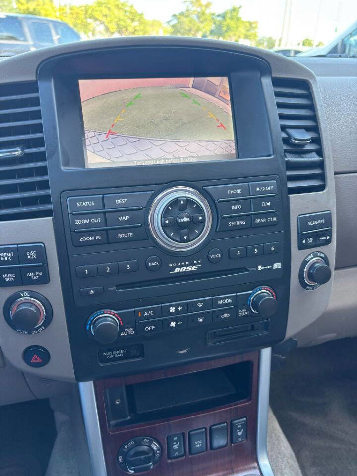 Used 2011 Nissan Pathfinder LE w/ Navigation Pkg AWD/4WD image 13