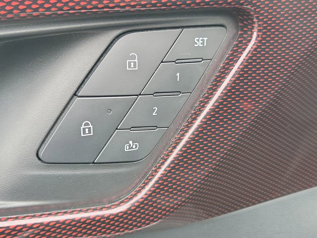 Certified 2024 Chevrolet Traverse RS image 27