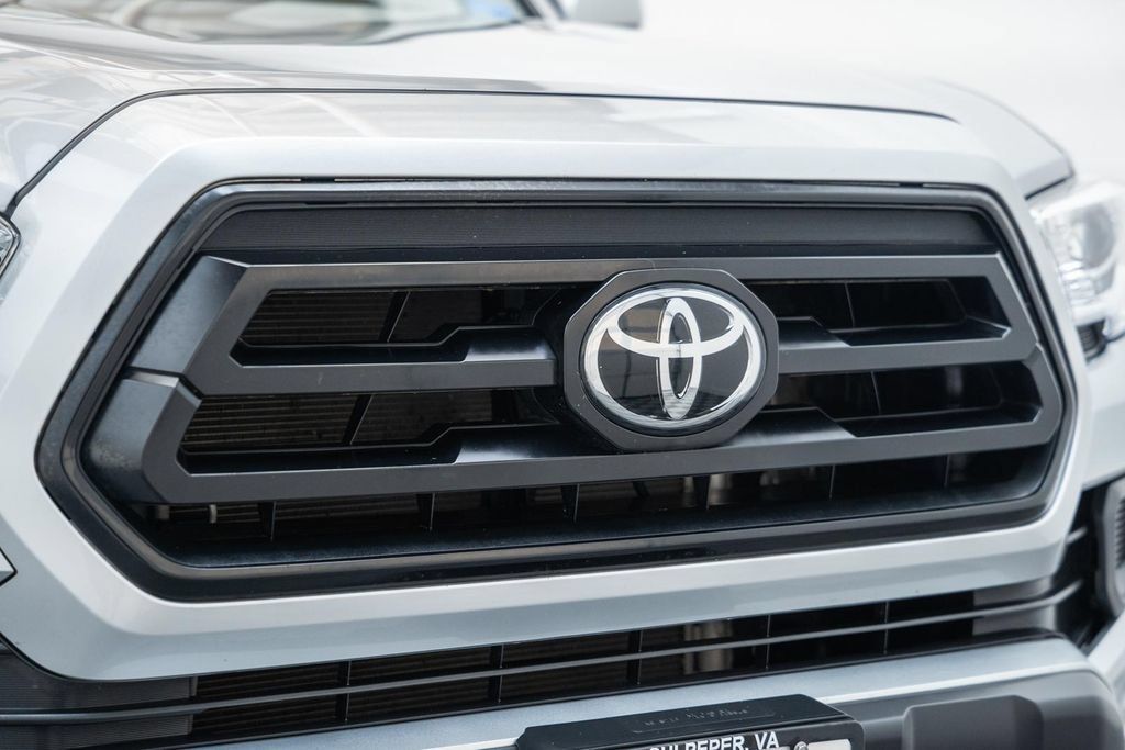 Certified 2023 Toyota Tacoma SR AWD/4WD image 13