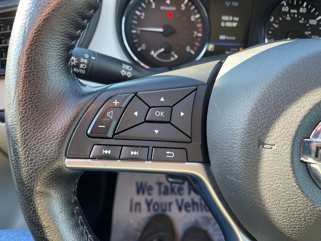 Used 2022 Nissan Rogue Sport SL image 25