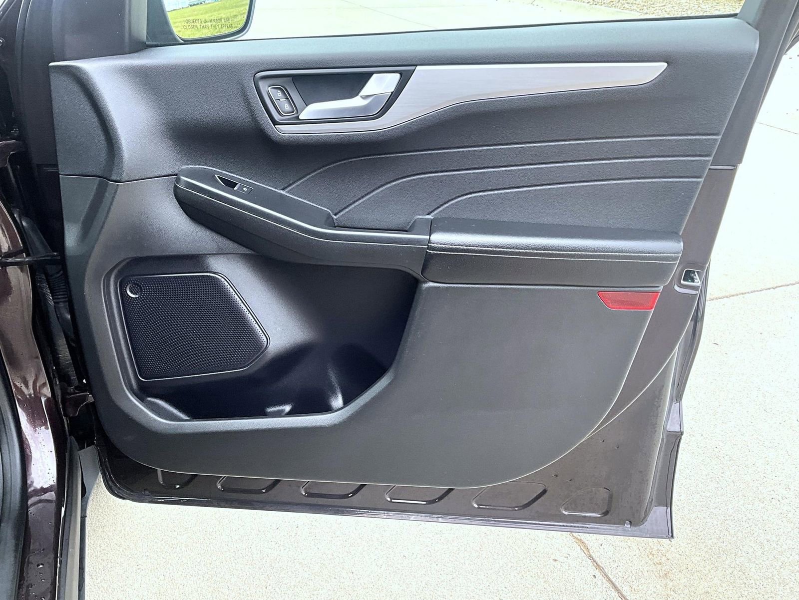 Certified 2023 Ford Escape Platinum AWD/4WD image 17