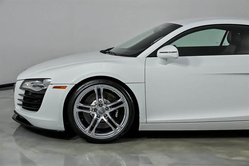 Used 2009 Audi R8 V8 AWD/4WD image 8
