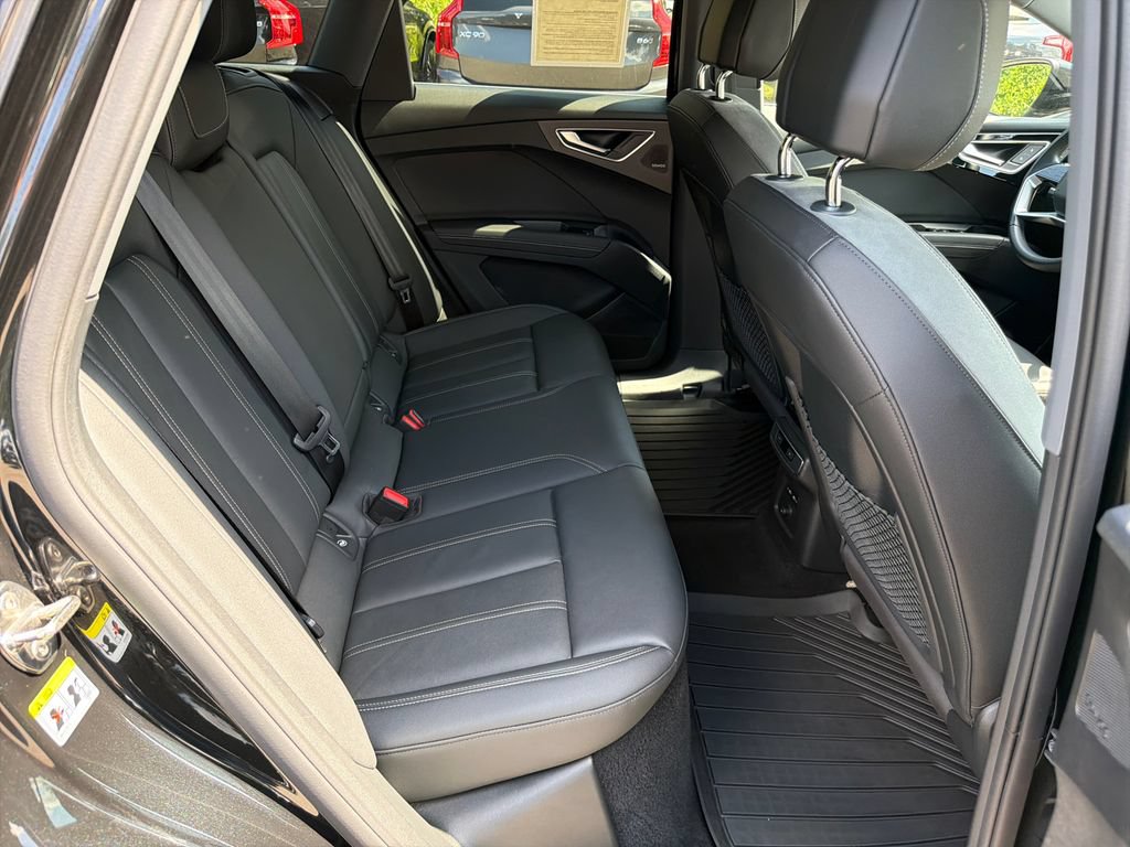 Used 2023 Audi Q4 e-tron Premium Plus RWD image 15