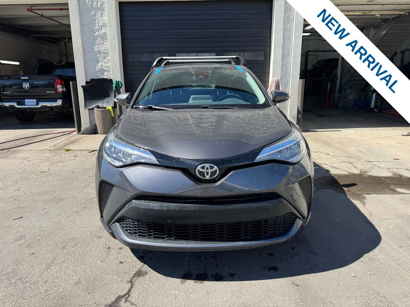 Used 2021 Toyota C-HR LE image 2